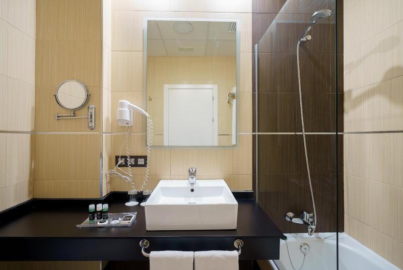 Double Room,1207642723:JPEG
