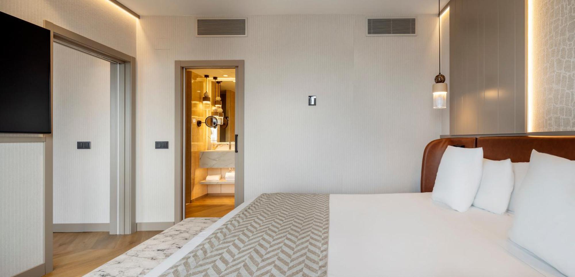 Junior Suite,1672563095:JPEG